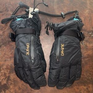 Dakine “sequoia” small snow gloves gore-tex